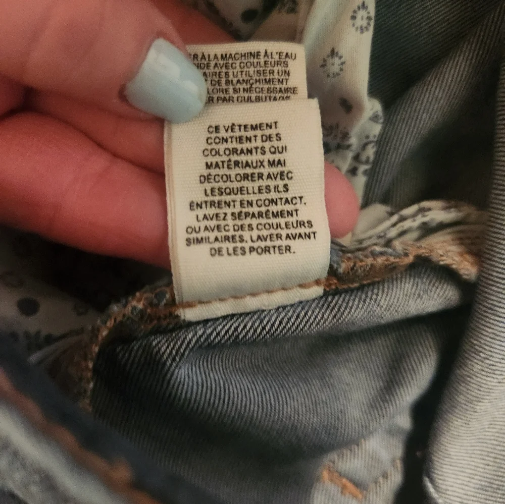 We the Free by Free People Distressed Skinny Jeans, Size 29‎
